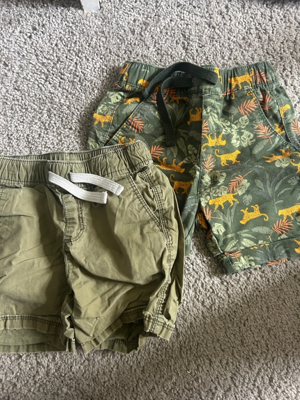 Old Navy Boys Olive and Jungle Print Pull-On Shorts